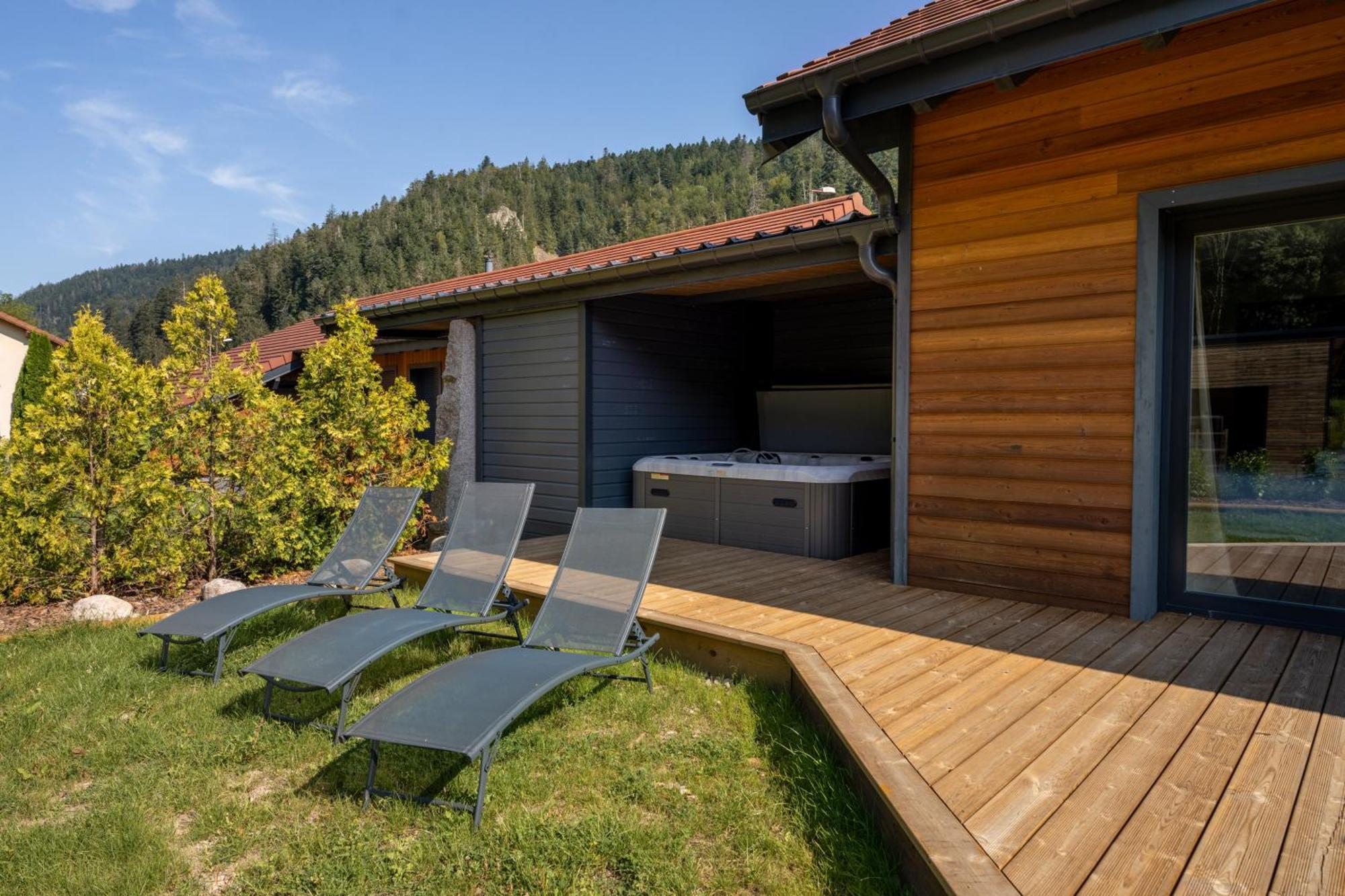 Chalet Nemesia Avec Spa A ジェラールメ エクステリア 写真