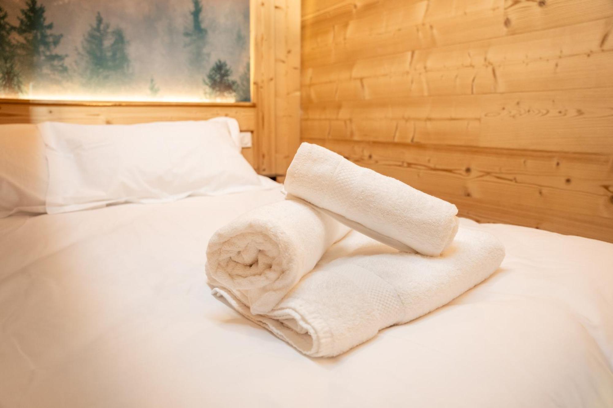 Chalet Nemesia Avec Spa A ジェラールメ エクステリア 写真